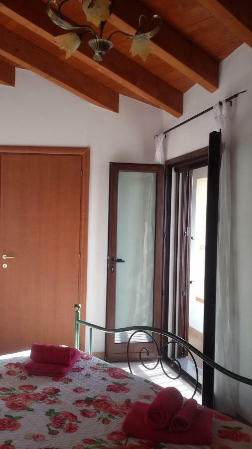 B&B S'Apposentu Arbus Exteriör bild